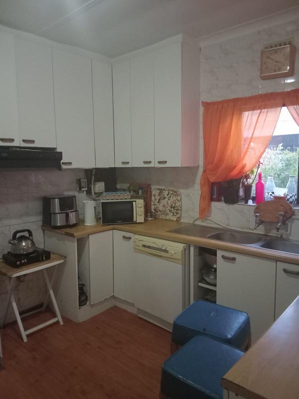 3 Bedroom Property for Sale in Kenwyn Western Cape